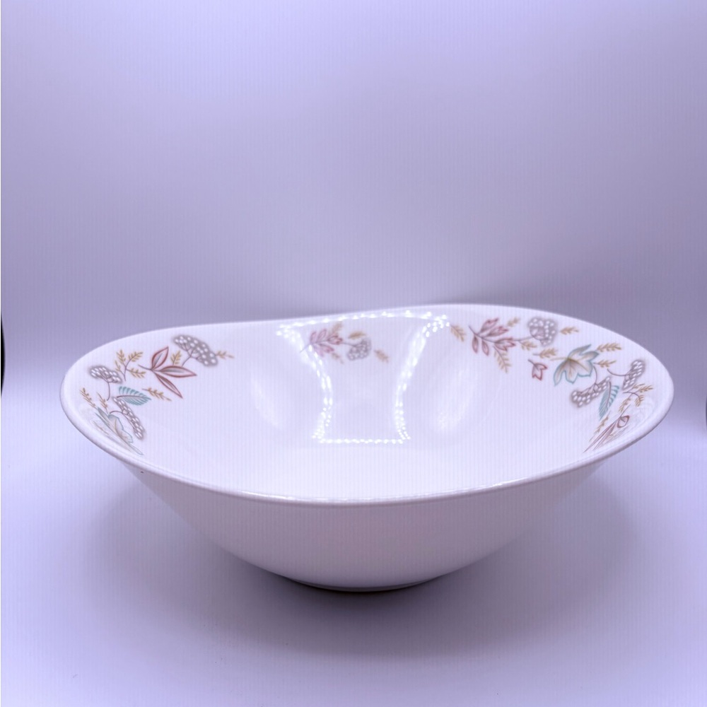 Universal Potteries Fascination Park Avenue Serving Bowl shape by Alf Robson
